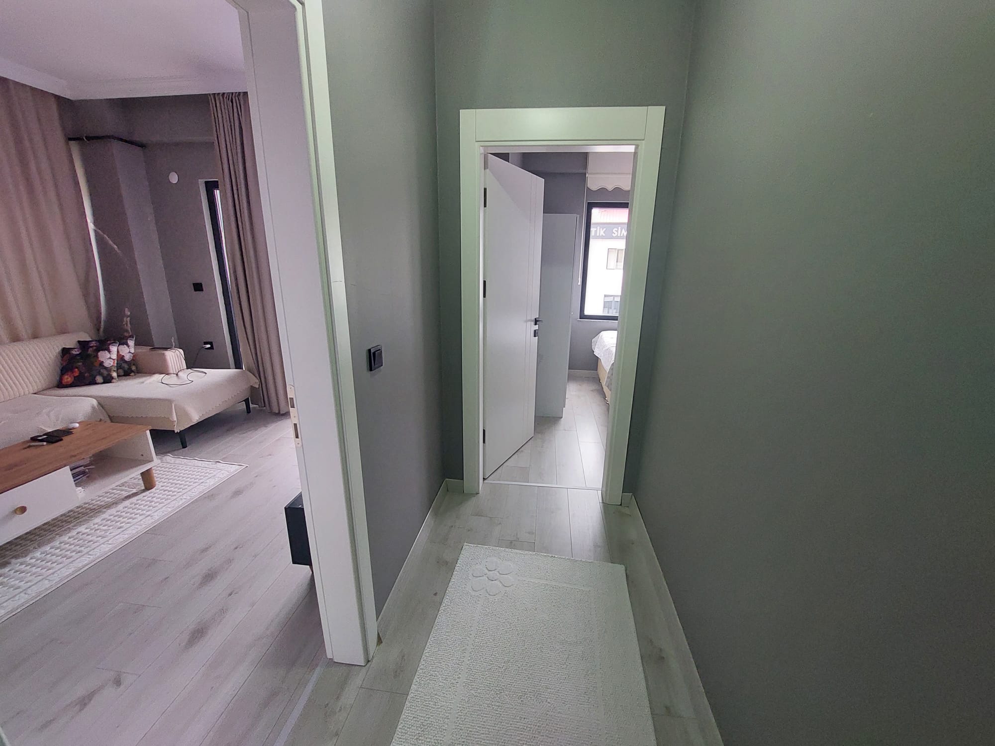 CUMHURİYET MAH. AYZEK OTEL YANINDA SATILIK EŞYALI 1+1